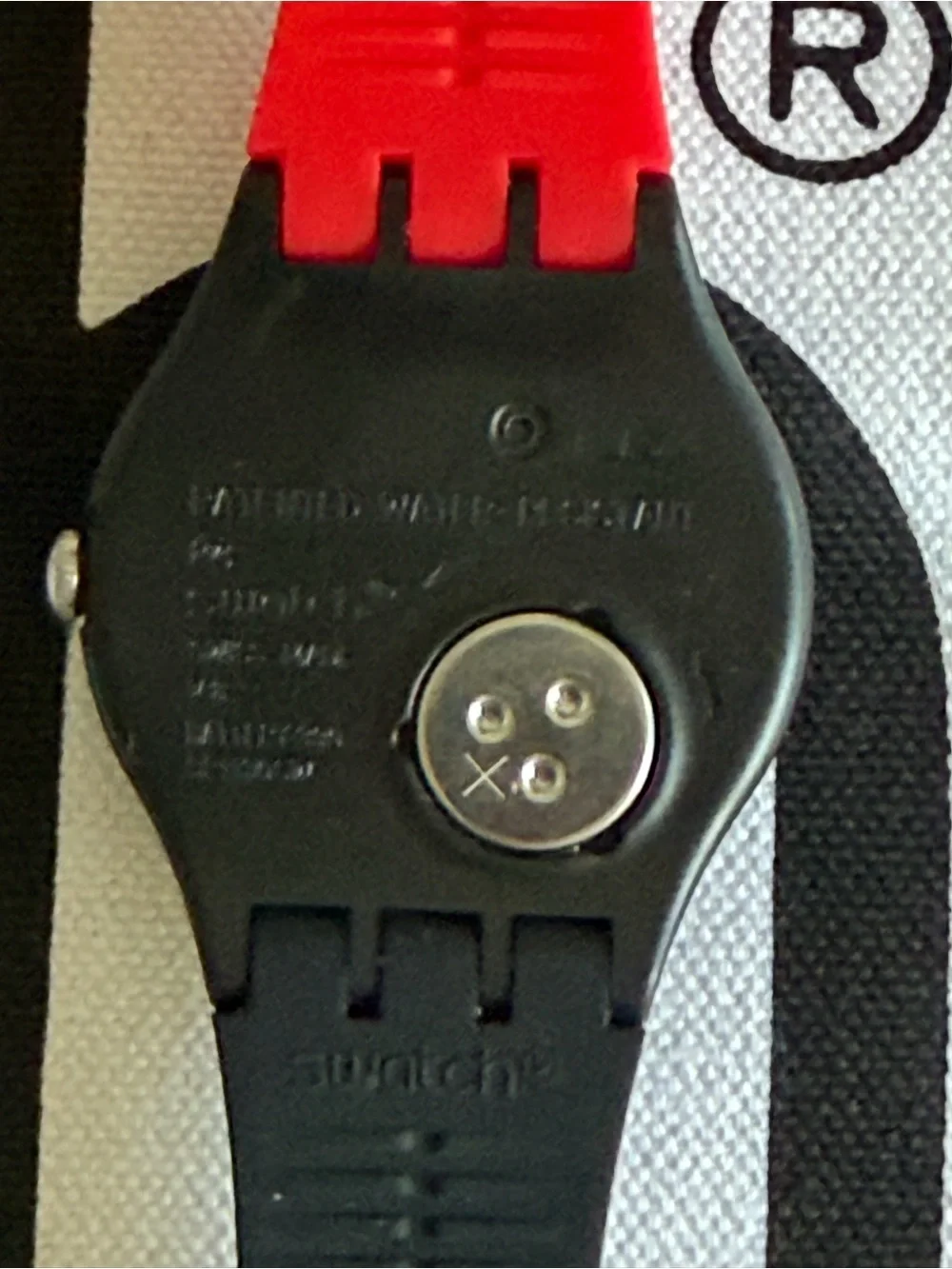 Swatch Mask Parade (SUOB127) unisex watch